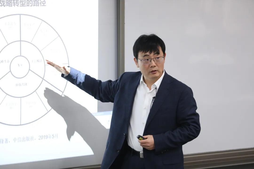 EBD6CFE4741792B1F2EF0634DFC_5D139692_AF40