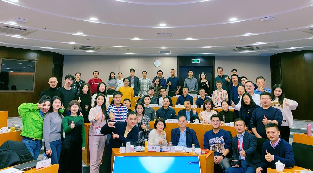 894277B50F2CDF3CD05FE109449_9DC404E6_19292