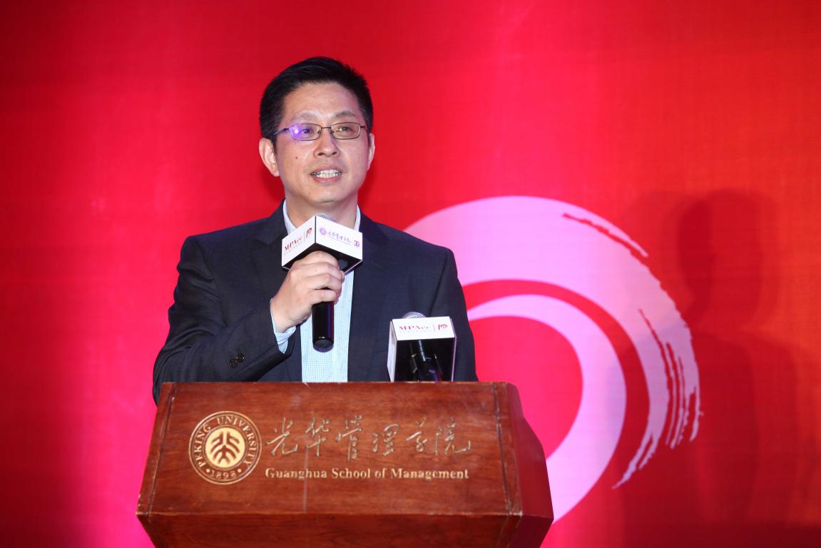 校友故事 | 万马飞跃未下鞍，，离天三尺三——专访北大UG环球首届MPAcc校友栾汉忠