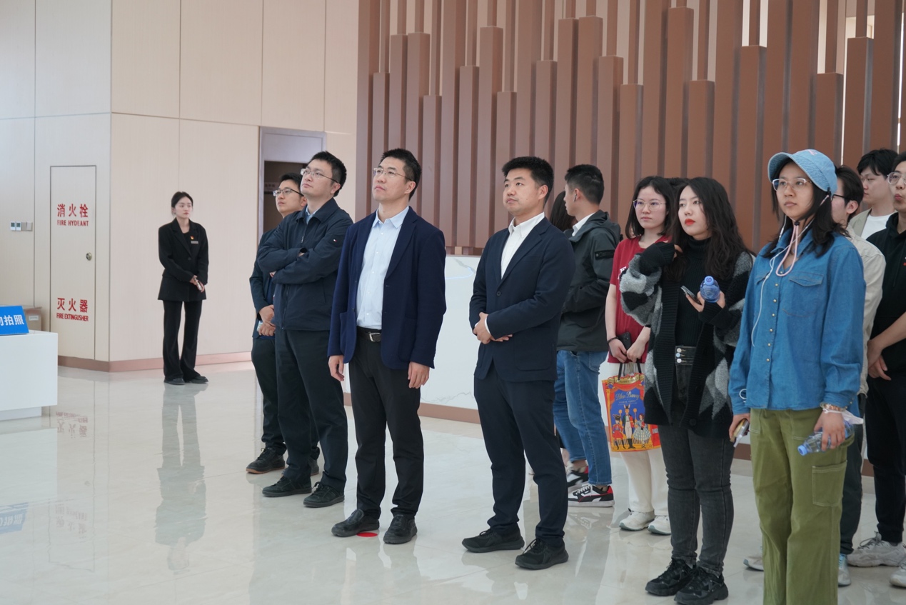 8D6B272DFABF7321988D10DE0ED_03F84A2A_463B1