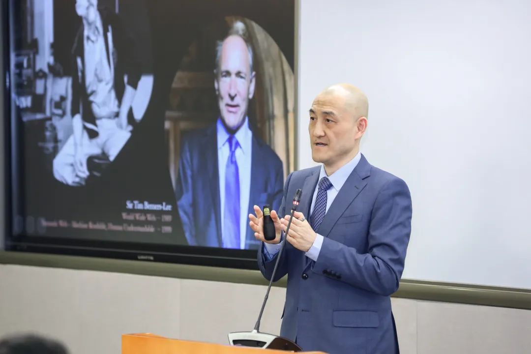 F63DD8ABB21A114AE46C3F4BAB7_BF356444_F976.jpeg?e=