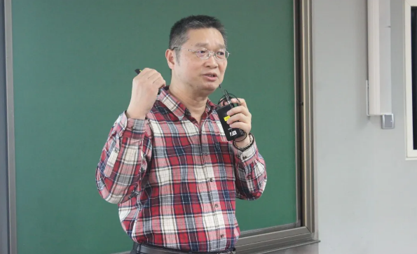 2A02F5C6BA5EAA3281637ED2712_9E1D197F_562F2